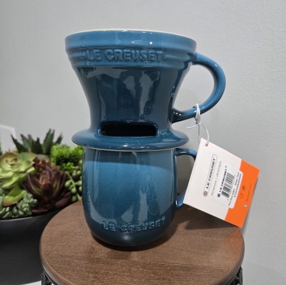 Deep Teal Pour Over Coffee Maker Cone & 2 Heritage Mugs Le Creuset RETIRED COLOR - Picture 3 of 12